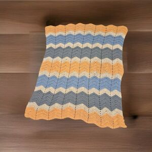 NEW HAND MADE CROCHET PINK GREEN BLUE WHITE RIPPLE AFGHAN BLANKET THROW 60"x52"